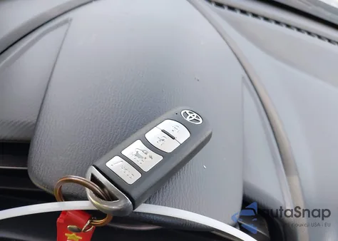 2019 Toyota Yaris Le from USA, damaged, VIN 3MYDLBYV1KY511487